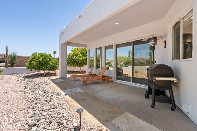 Building Photo - 25810 N Abajo Dr