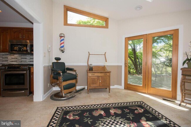 Building Photo - 3253 Juniper Ln