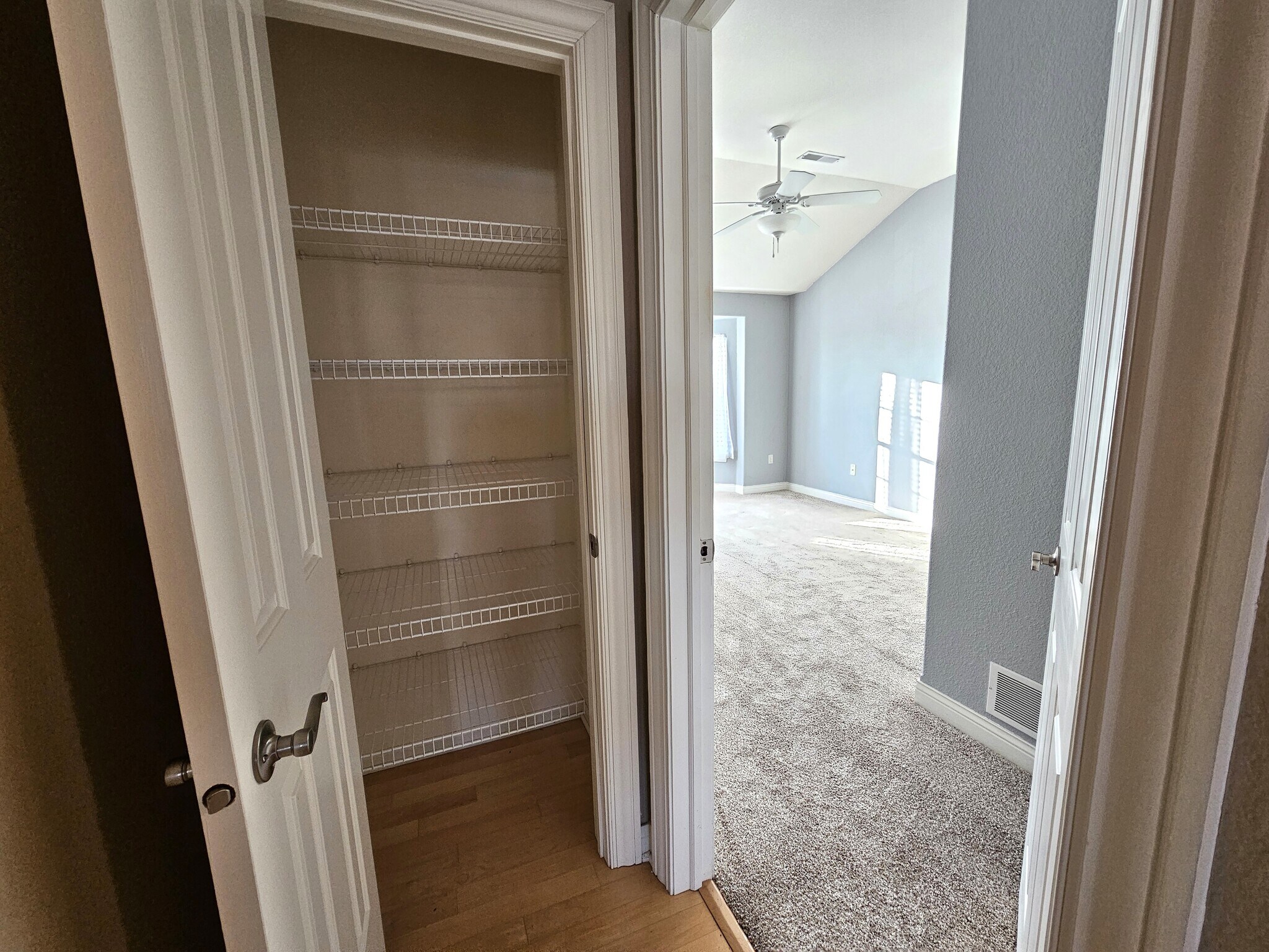 Building Photo - 1850 Stoney Ln