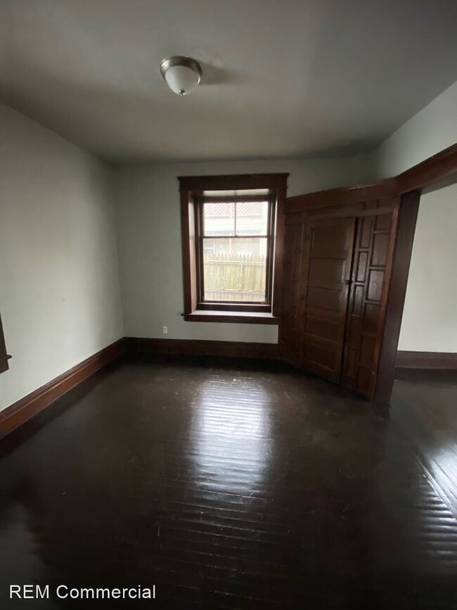 Building Photo - 3 br, 2 bath House - 336 N Adams Street