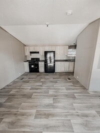 Building Photo - 701 Green St