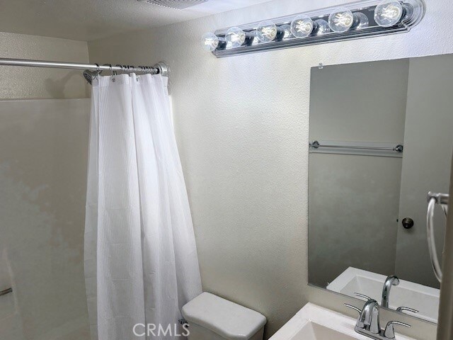 Building Photo - 45296 Panorama Dr
