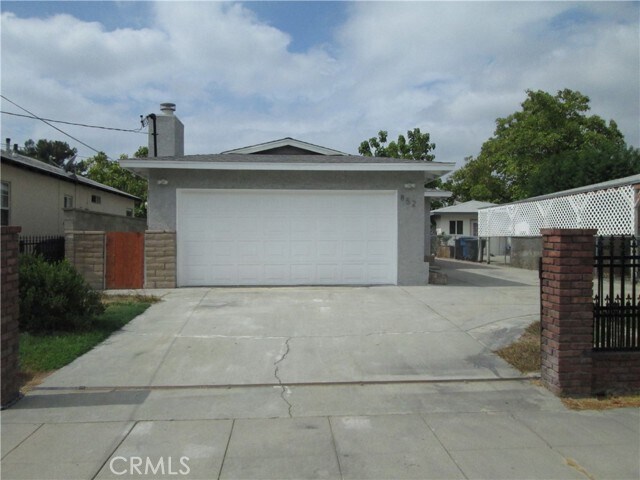 Building Photo - 852 N Davidson Ave