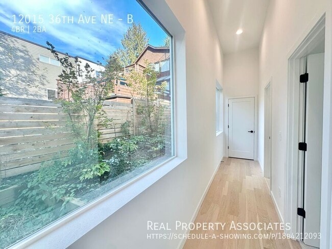 Building Photo - 12015 36th Ave NE