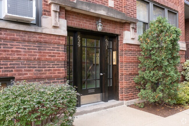 Entrance - 629-647 Garfield St