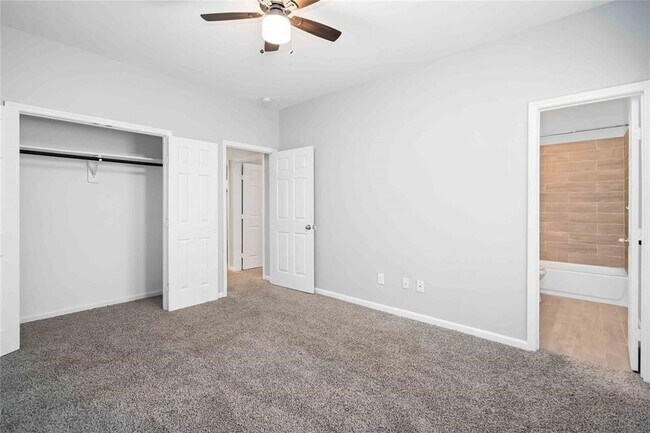 Building Photo - 5105 Southwind St