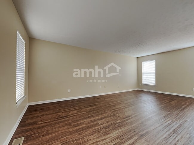 Building Photo - 268 Indian Lake Dr