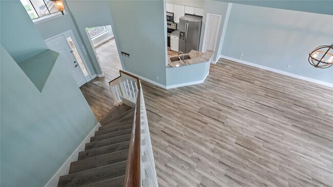 Building Photo - 468 Queensbridge Dr