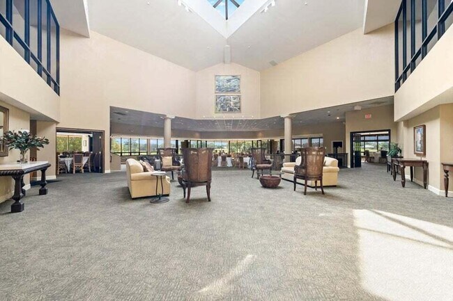 Building Photo - 3200 Twin Lakes Terrace