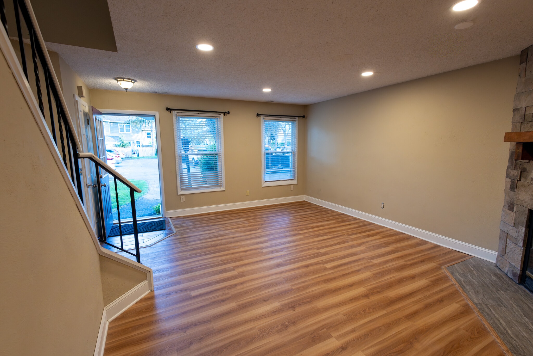 Building Photo - 13 Wilton Ct