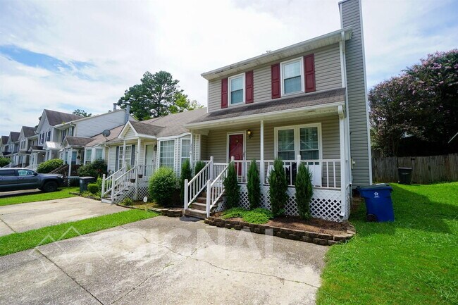 Building Photo - 352 Jamestown Manor Dr