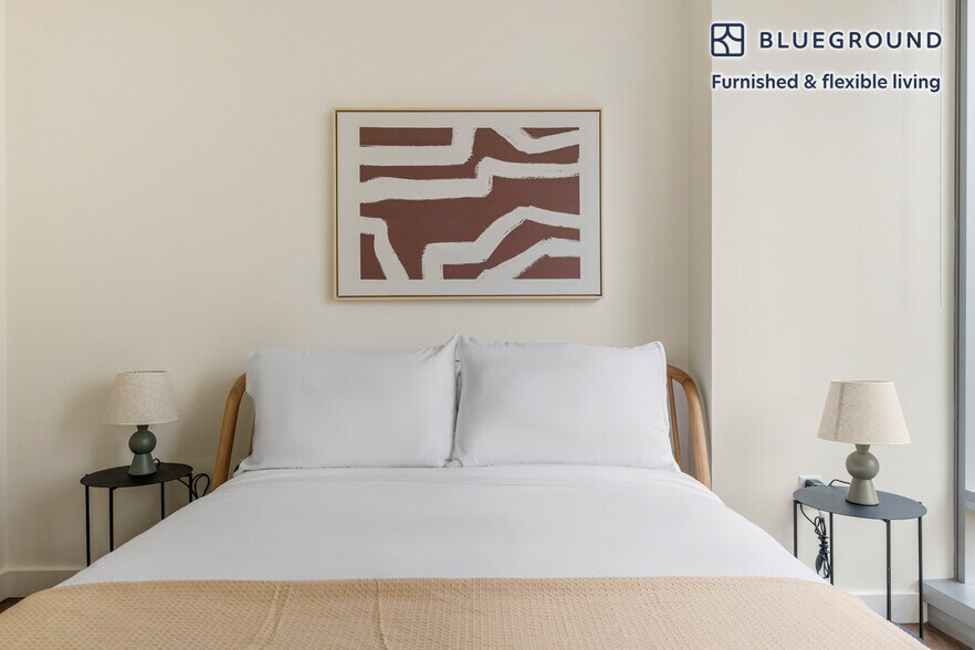 Building Photo - 1335 Boylston St