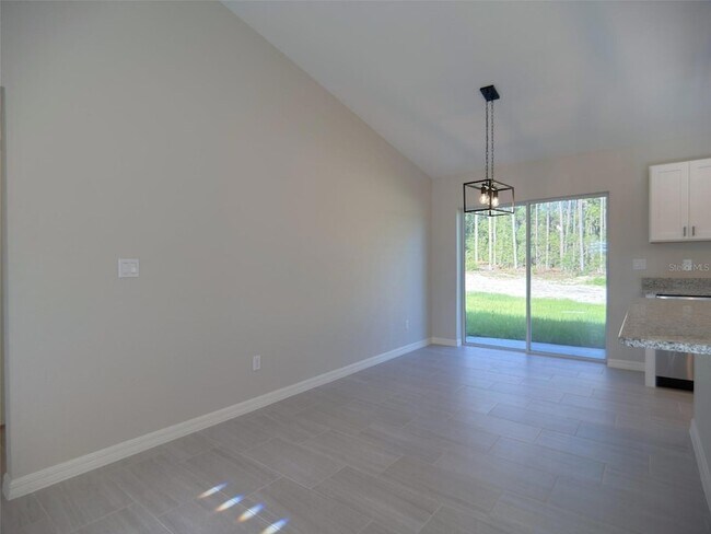 Building Photo - 6022 SW 206th Ave