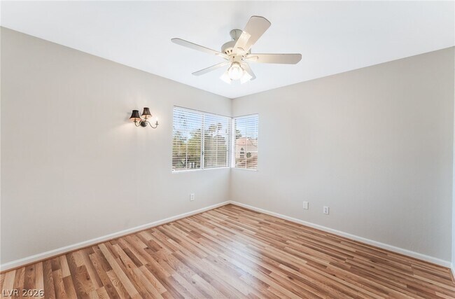 Building Photo - 1733 Tesara Vista Pl