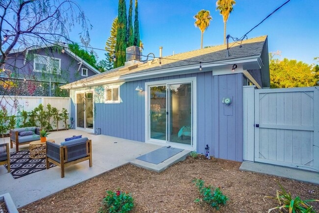 Building Photo - 5135 N Eagle Rock Blvd