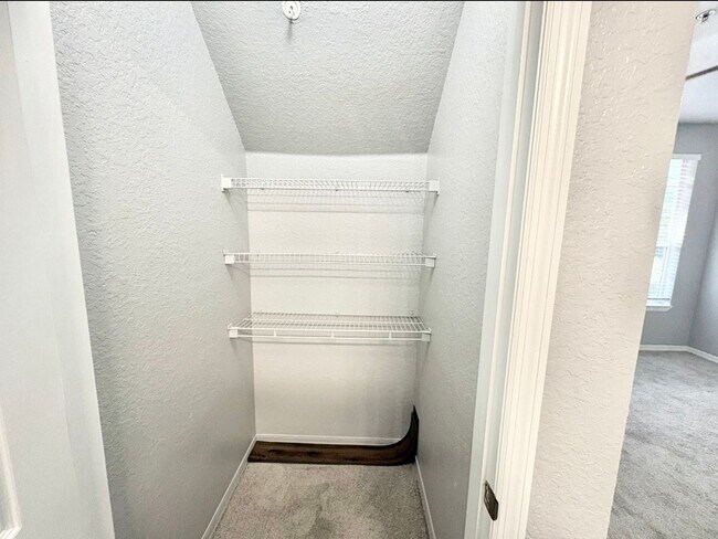 Building Photo - 819 Grand Regency Pointe