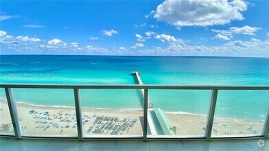 Building Photo - 16699 Collins Ave