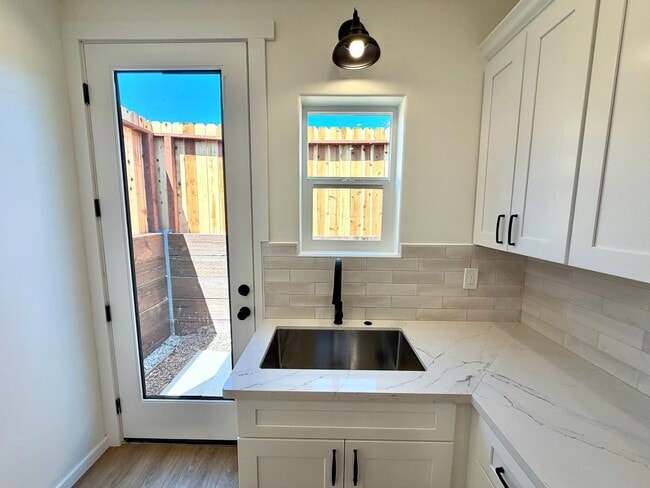 Building Photo - New Modern Farmhouse Cottage Coming Soon!