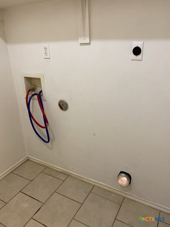 Building Photo - 3404 Barcelona Dr