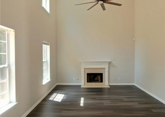 Building Photo - 3225 Blackwood Ln