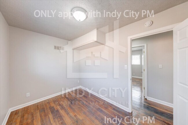 Building Photo - 5120 Reeder St