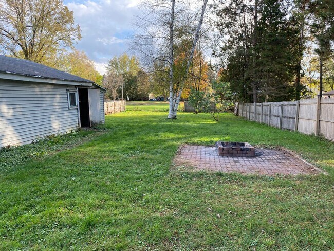 Building Photo - 1 Bed 1 Bath Single Family Home in Wausau