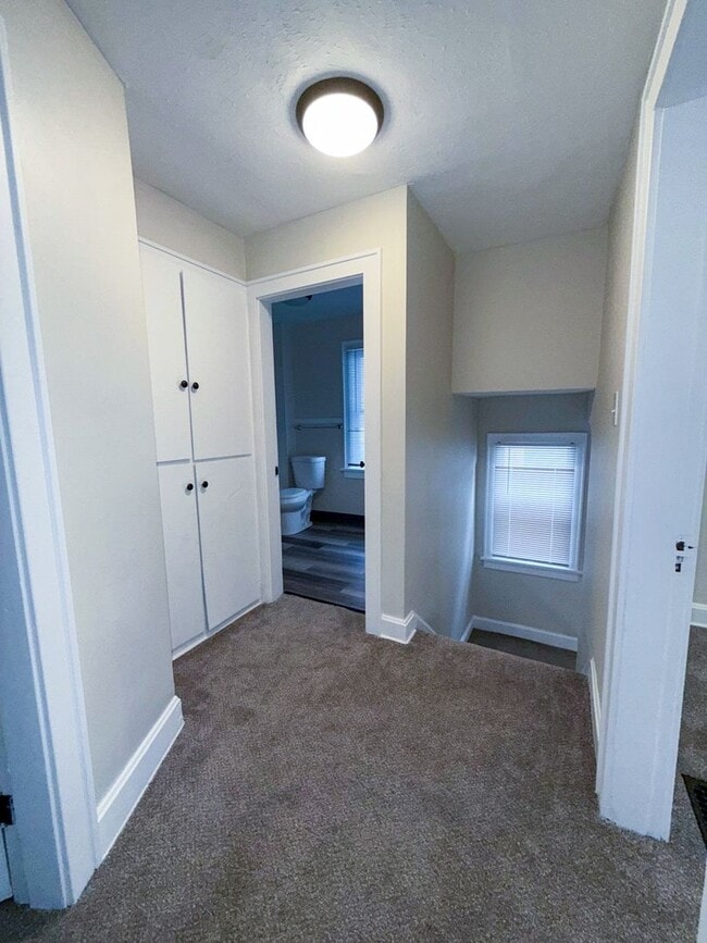 Building Photo - Gorgeous 4BR Renovation with Stylish Updates and Plenty of Space!