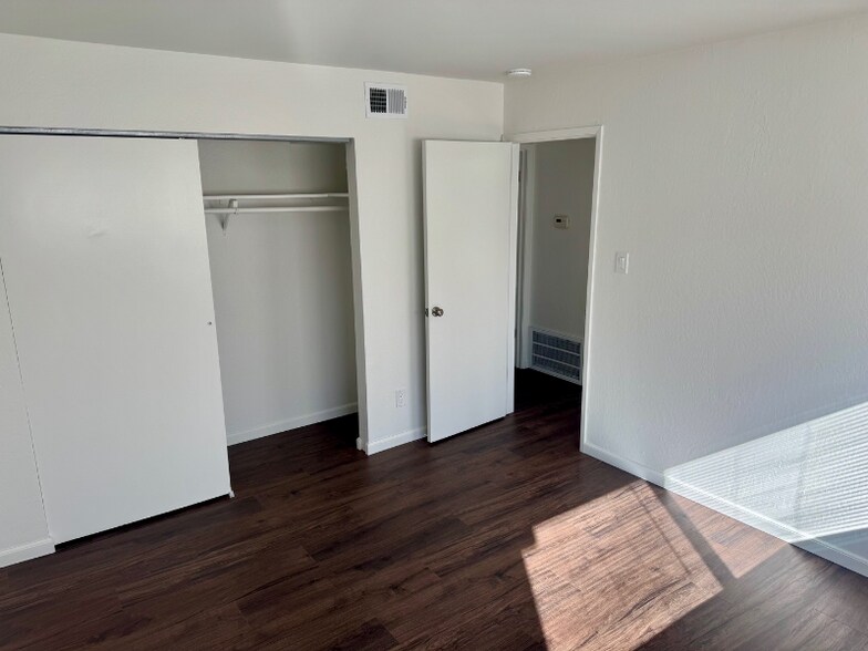 Building Photo - 3810 Redding St