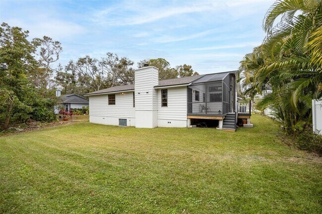 Building Photo - 12756 Poinsettia Ave