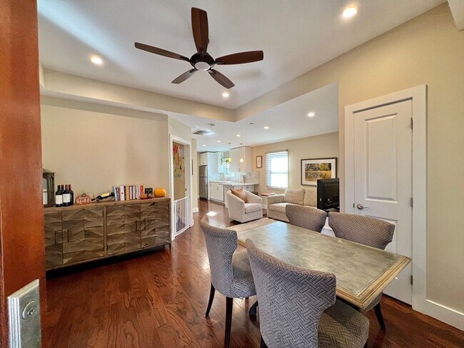 Building Photo - Two Bedroom Downtown Napa Gem