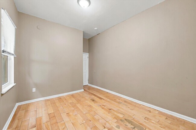 Building Photo - 2112 Orthodox St