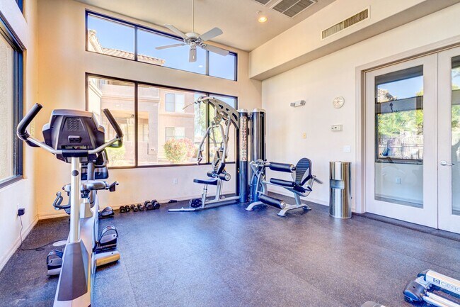 Building Photo - Furnished Retreat in Scottsdale