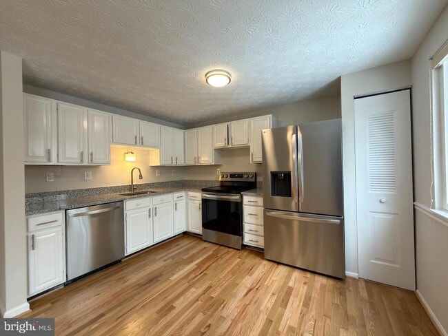 Building Photo - 1616 Barnstead Dr