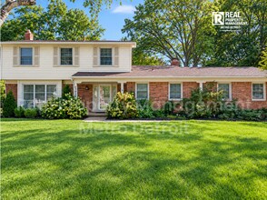 Building Photo - 3028 Caswell Dr