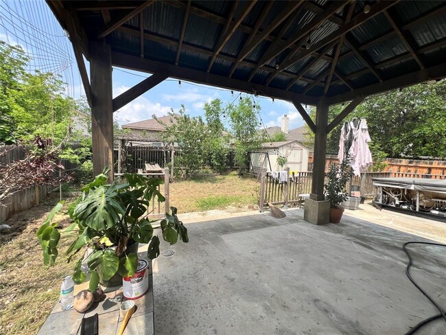 Building Photo - 10924 Reliance Creek Dr