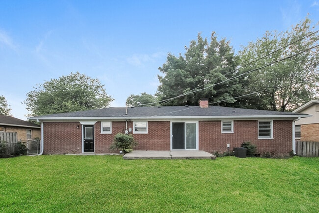 Building Photo - Great 3 Bedroom Home in Plainfield, IN