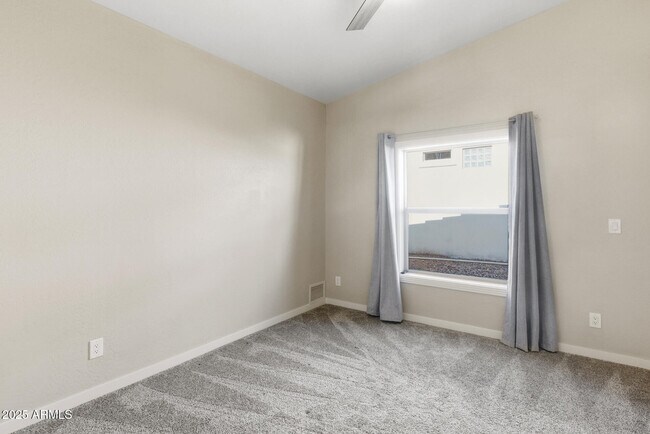 Building Photo - 15912 Centipede Dr