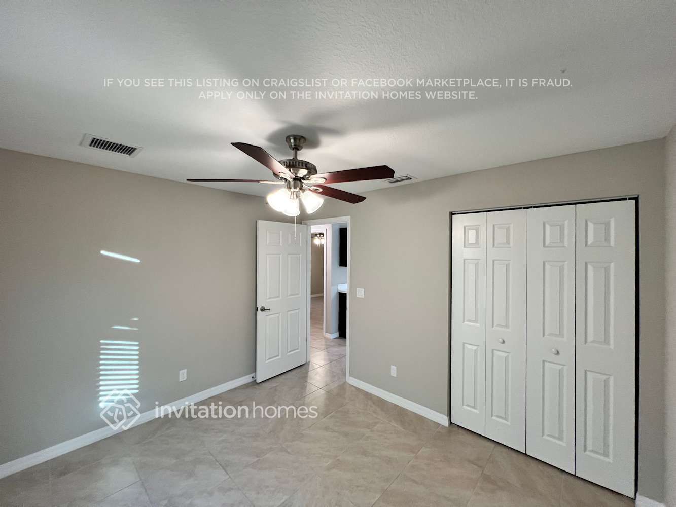 Building Photo - 2261 SE Heathwood Cir