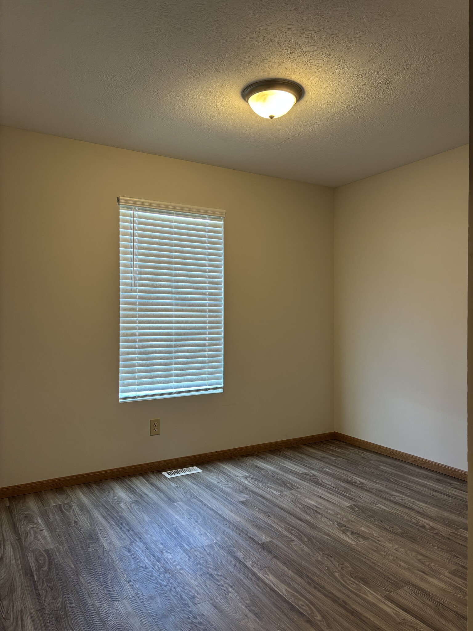 2nd Bedroom - 1307 S 13th 1/2 St