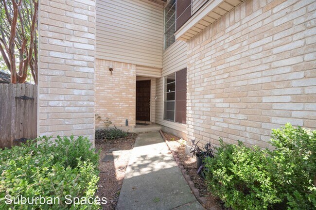 Building Photo - 2 br, 2 bath House - 5738 Spring Night