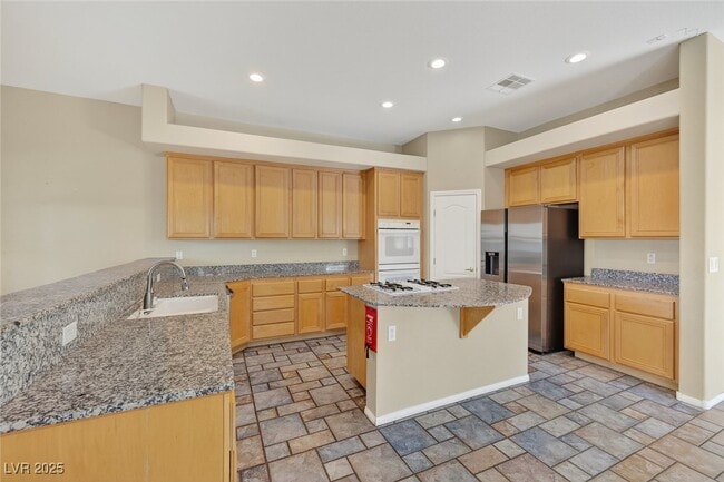 Building Photo - 3769 Erva St