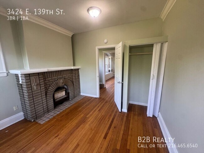 Building Photo - 3424 E 139th St