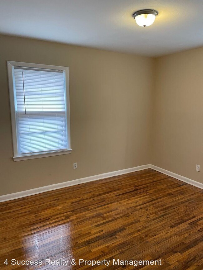 Building Photo - 3 br, 1 bath House - 2196 Cassie