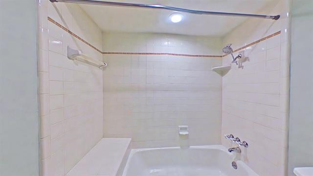 Building Photo - 15706 Havenrock Cir