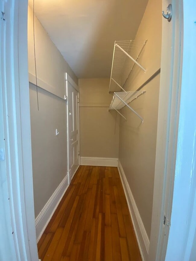 Building Photo - $2,500 | 3 Bedroom, 1.5 Bathroom House | NO PETS | Available for Immediate Move In!