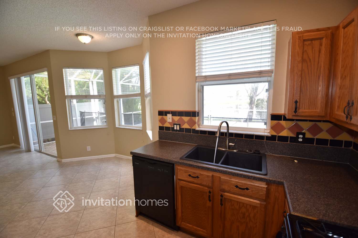 Building Photo - 10415 Little Mustang Way