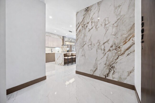 Building Photo - 1711 Allen Pkwy