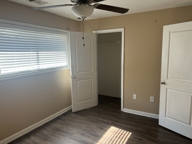 Building Photo - 3751 M.L.K. Jr Dr SW