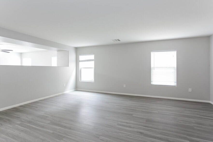 Building Photo - 6586 Pacific Screech Pl