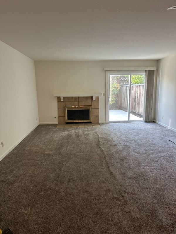 Building Photo - 101 Redding Rd